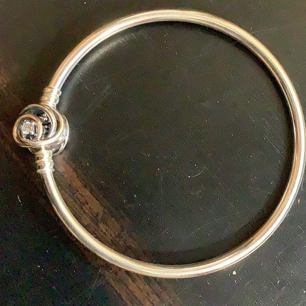 Pandora Silver Twist Knot Bangle Bracelet - Picture 3 of 9